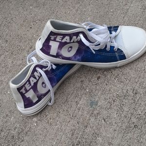 Team 10 shoes